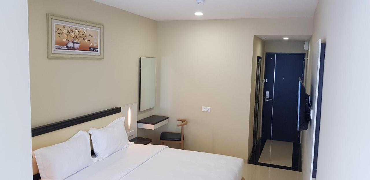 Sp Hotel Batu Aji Bagian luar foto